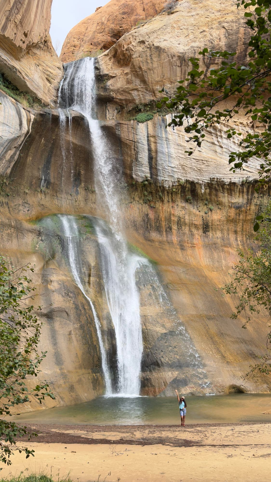 Lower Calf Creek Falls: una caminata que vale la pena en Escalante